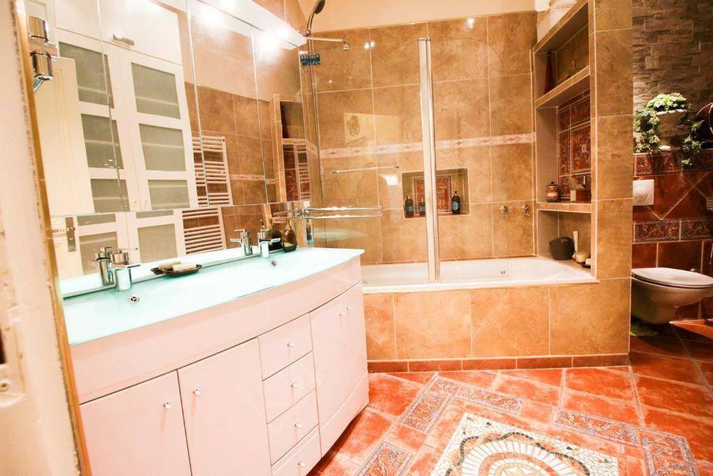 Grand Appartement Pour 4 Personnes/ Cours Lieutaud Marseille Kültér fotó